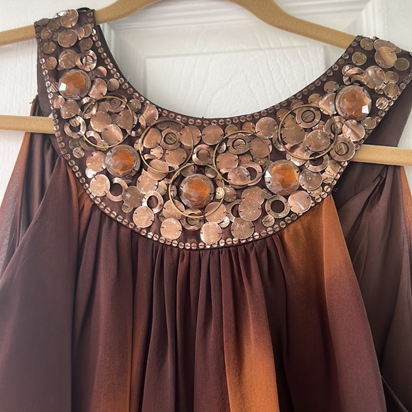 Ombré coppers with metal neckline swing dress - Picture 2 of 3
